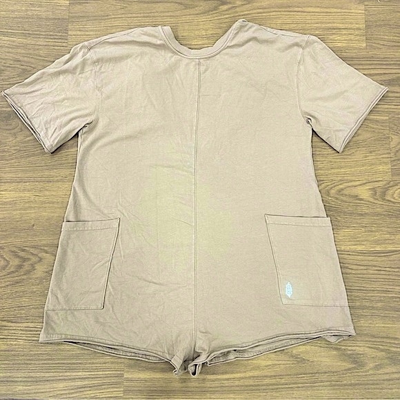 NEW Free People Hot Shot Tee Romper with logo! - Picture 7 of 8